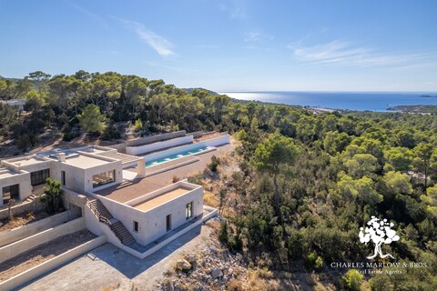 Magnificent newly built villa with sea & sunset views